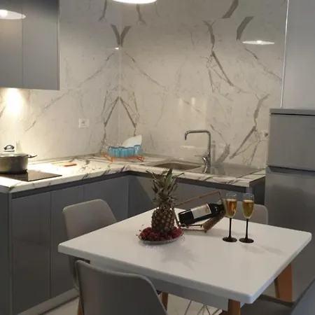 Sunbelle Suites * Vlore